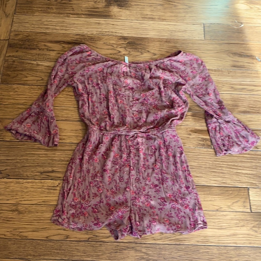 Mudd Mauve Medium shirt romper
